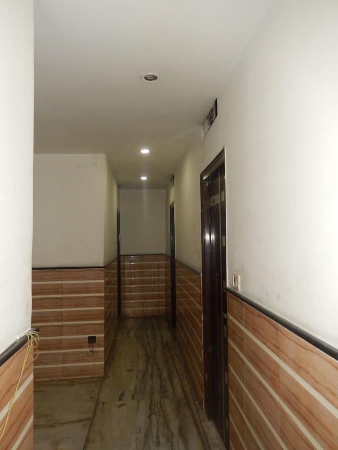 White House Tourist Lodge New Delhi Exterior photo